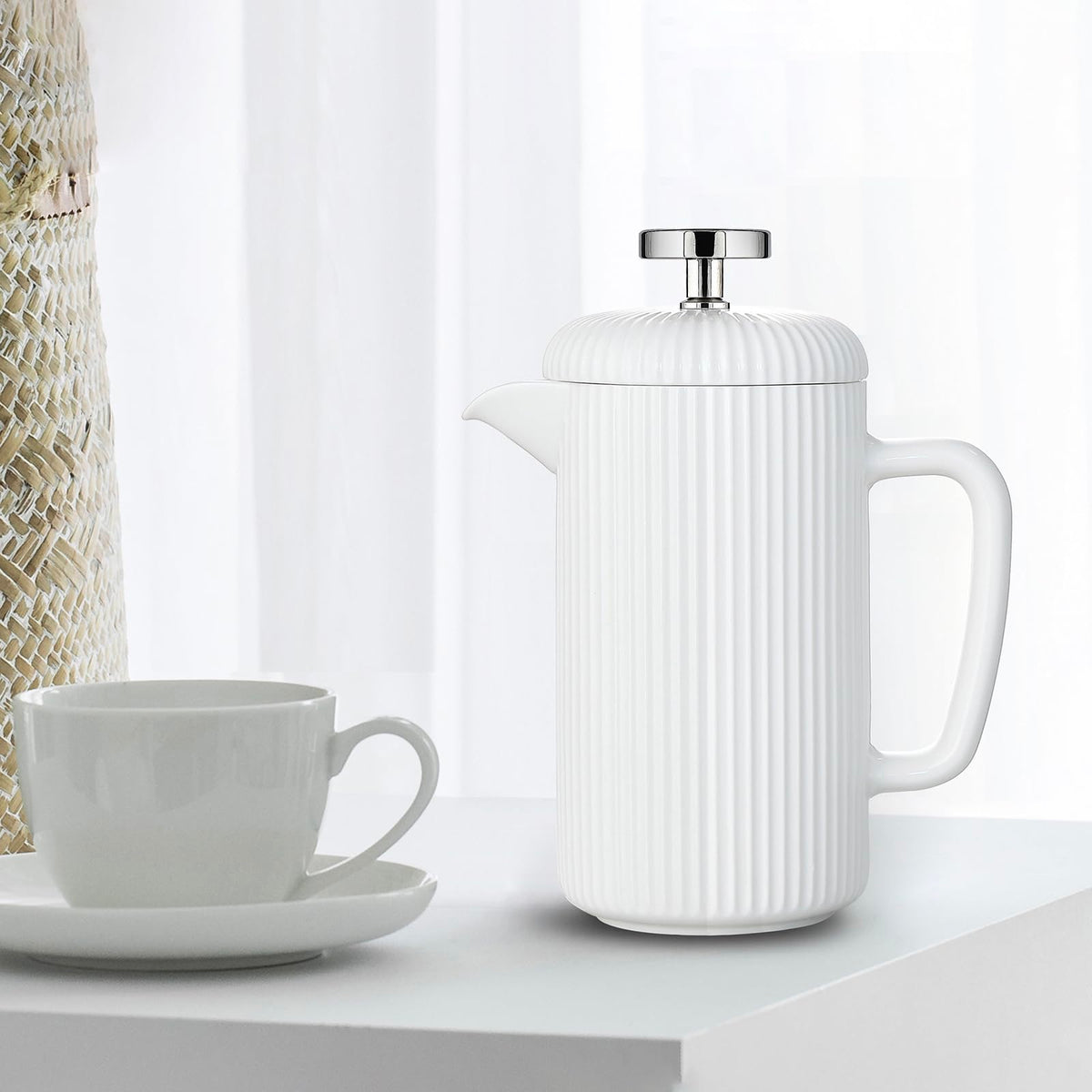Porcelain French Press 22 fl oz Coffee Tea Maker with Stainless Steel Plunger Ivory F4900