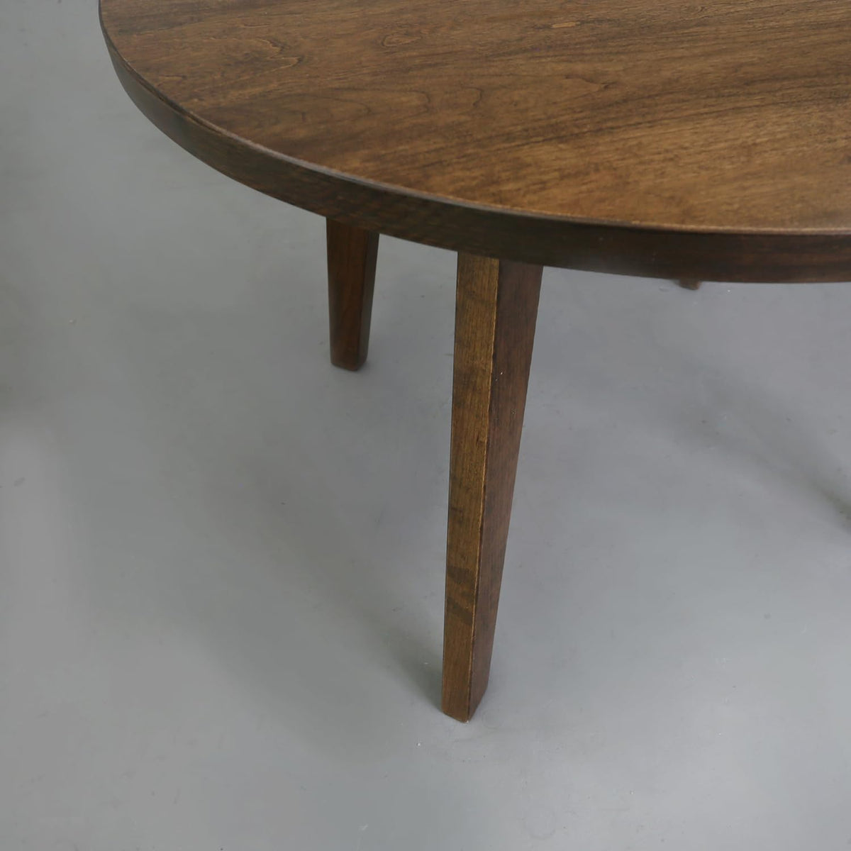 Hardwood Round Coffee Table F94277