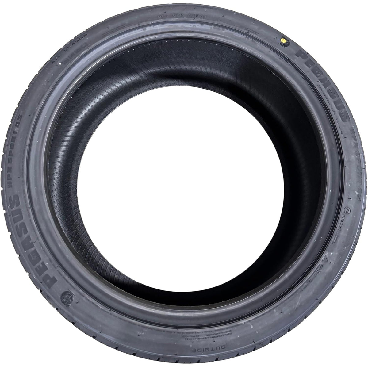 235/40ZR19 96W XL SUV/Crossover Tire L470660