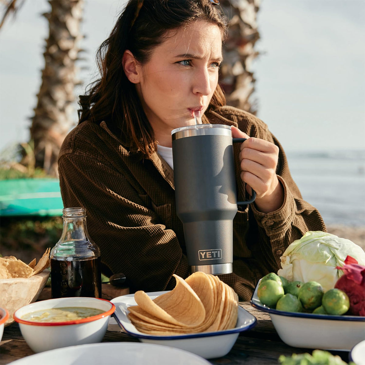 42 oz Stainless Steel Tumbler with Handle and Straw Lid T9312