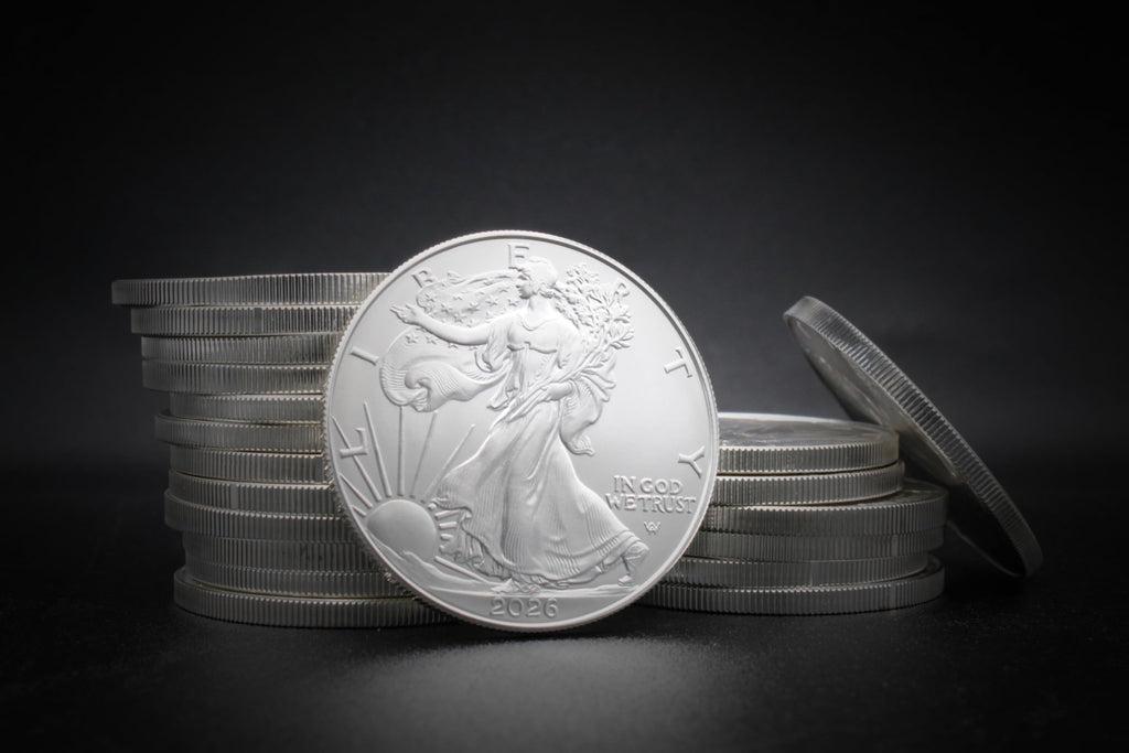1 oz American Silver Eagle Coin with LED Presentation Box Q655486