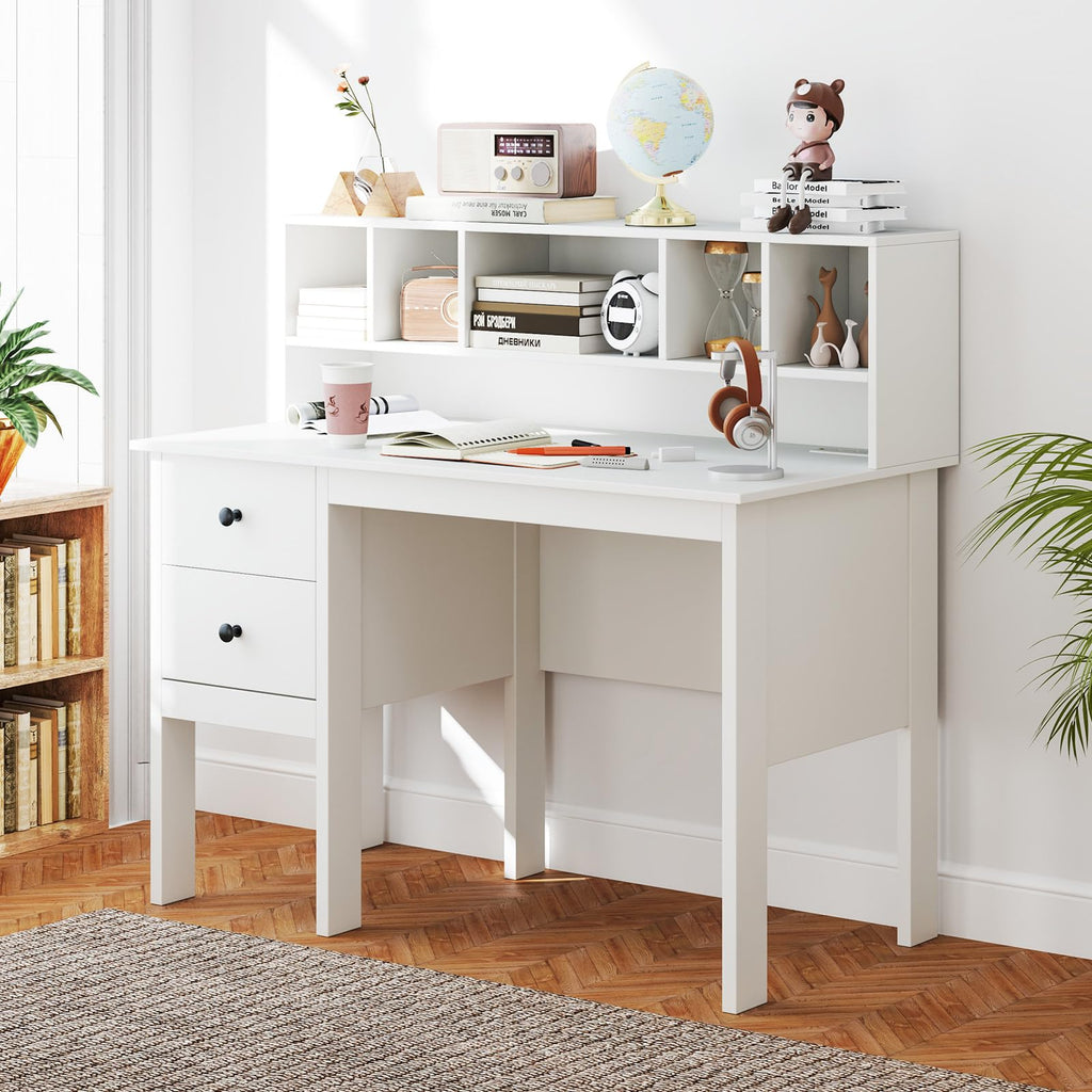 White Desk with Drawers and Hutch O6452
